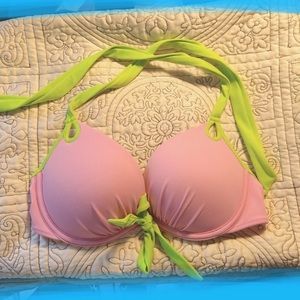 Victoria’s Secret bombshell bikini top size 34C